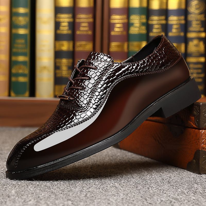Sapatos Sociais Masculinos de  - Mens Fashion Dress Shoes avaliação e preço
